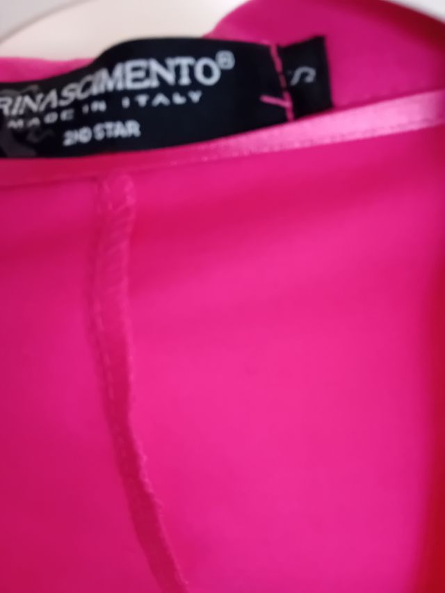 Abito elegante donna con coprispalle e contura