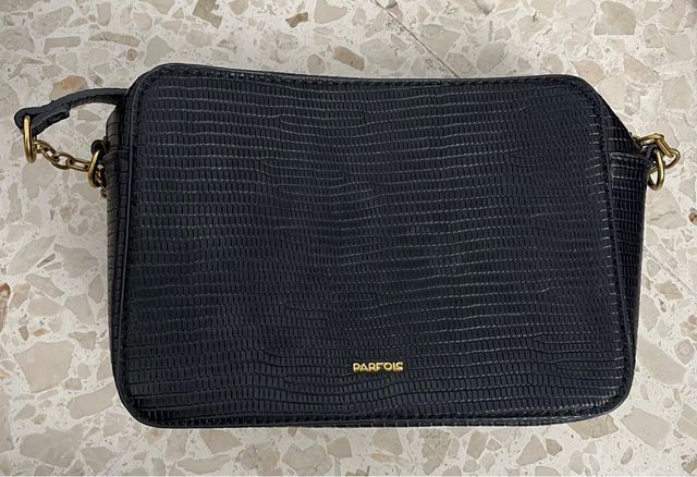 Bolso negro piel parfois