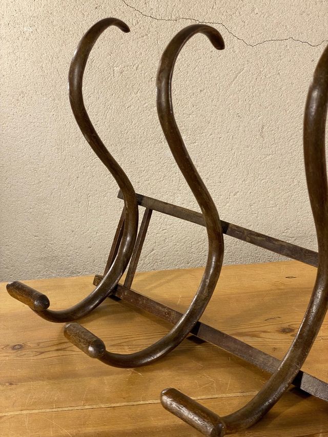 Perchero estilo Thonet