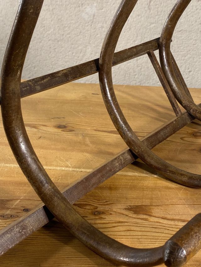 Perchero estilo Thonet