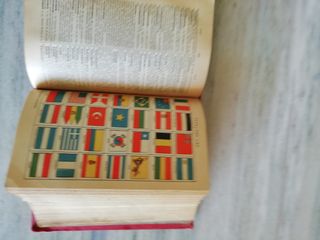 Dictionnaire Complet Ilusstré Año 1905