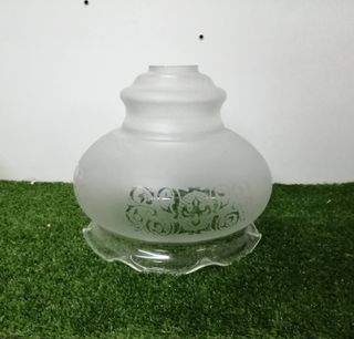 Tulipas antiguas de cristal para lámparas