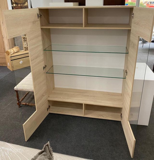 VITRINA MODERNA 