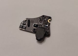 PLACA AUDIO AURICULARES MACBOOK AIR A1932