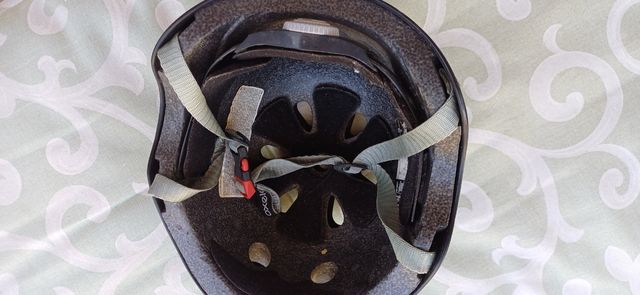 Casco para patinaje o monopatin