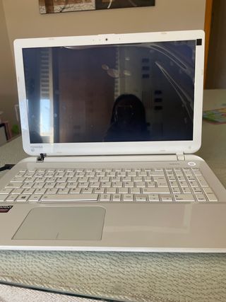 Portatil toshiba i5