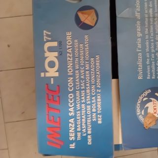 Aspirapolvere senza sacchetto