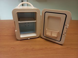 Mini nevera portátil refrigeración y cal