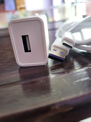 Caricatore cellulare o tablet