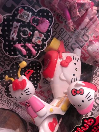 Muñeca famosa hello kitty club sanrio