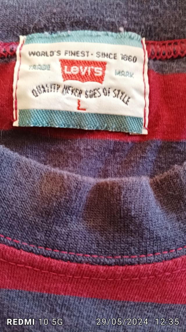 Camiseta levis