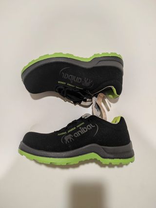 Zapato de seguridad marca Anibal