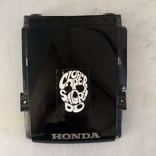 Tapa superior de piloto trasero Honda CB 250 2001