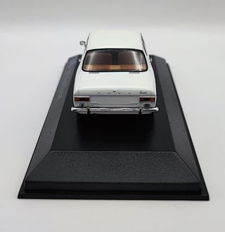 FORD ESCORT 1971 1/43 MINICHAMPS 100 YEARS FORD