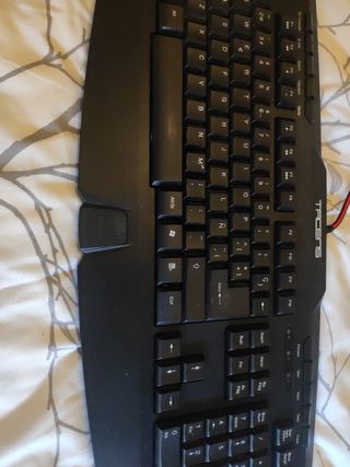 Teclado de ordenador tacens