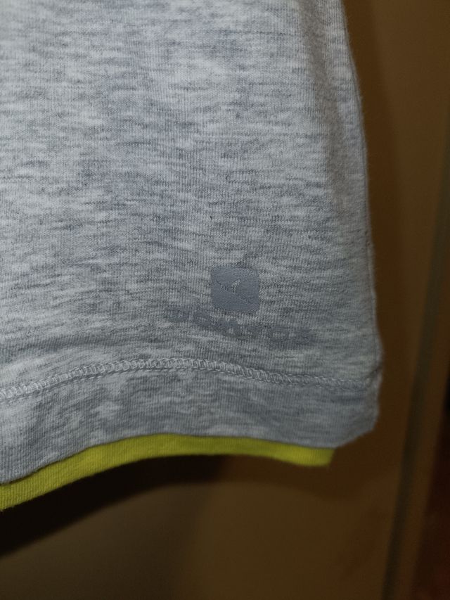 Maglia grigia e gialla