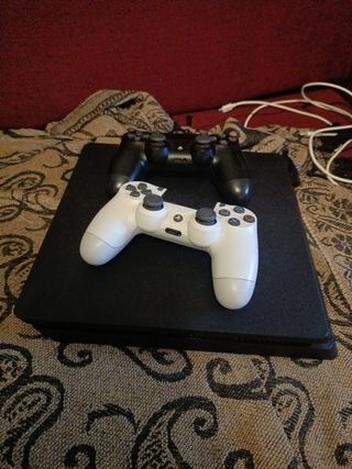 Ps4 Slim play station 4 + 2 mandos