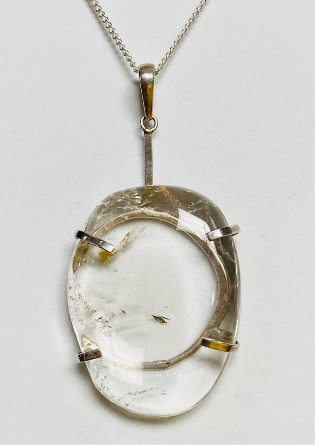 Colgante de cuarzo incoloro + cadena plata ley 925