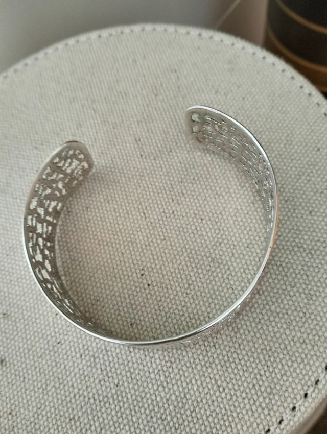 Brazalete/ pulsera de plata