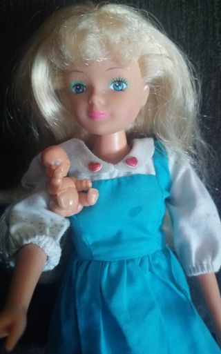 Susy embarazada tipo Barbie