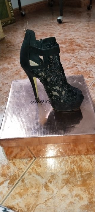 Tacones de mujer
