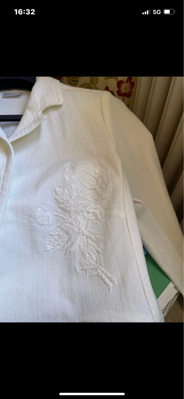 Chaqueta marca Lasserre talla L