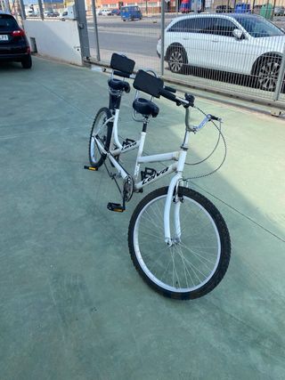 Bicicleta tandem