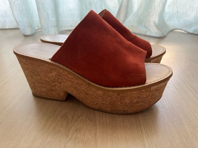 Zuecos zara