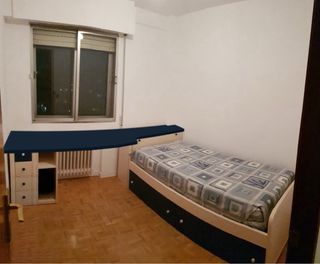 Muebles de madera / Habitación juvenil