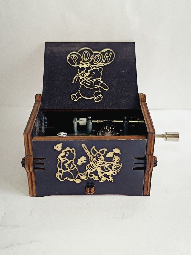 Cajita musical Winnie The Pooh 