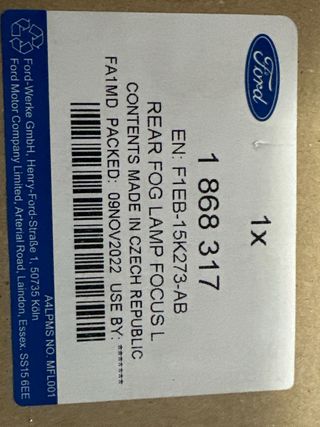Piloto antiniebla trasero ford focus  (s-line) 