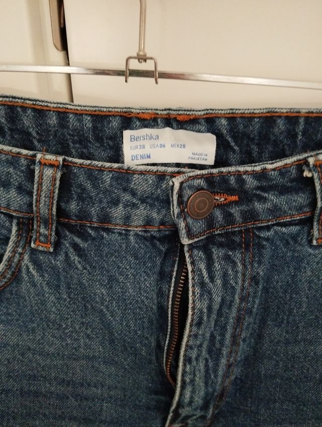 Pantalones cortos vaqueros de Bershka