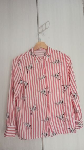 Camisa con garzas