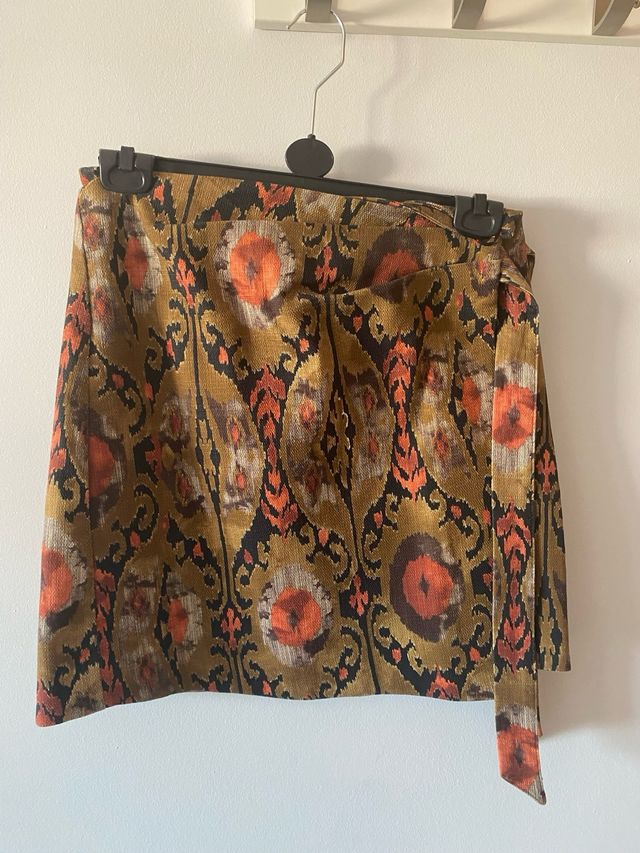 Conjunto blusa y falda Mango M