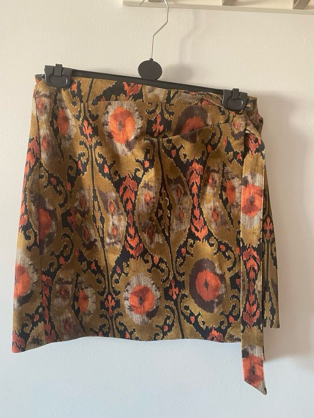 Conjunto blusa y falda Mango M