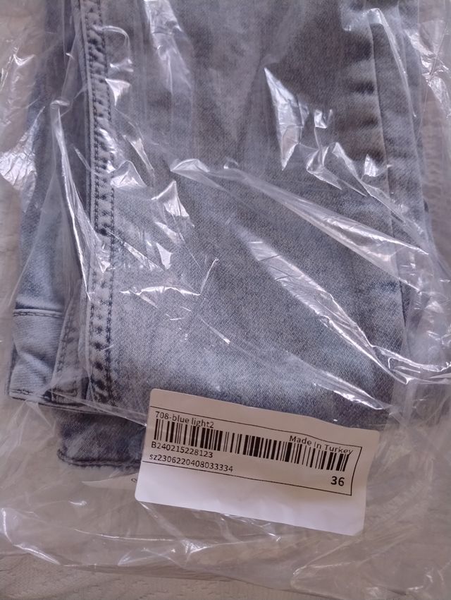 Jeans blu chiaro taglia 36