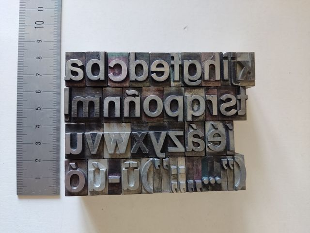 LETTERE TIPOGRAFICHE ABECEDARIO IMPRENTA CORPUS 48