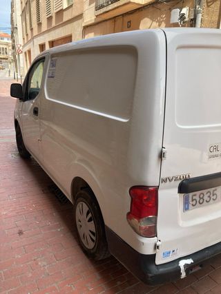 Nissan NV200 2012