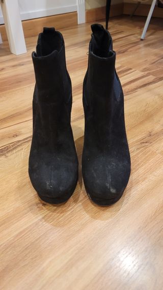 Botines tacón negros Fórmula Joven