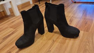 Botines tacón negros Fórmula Joven