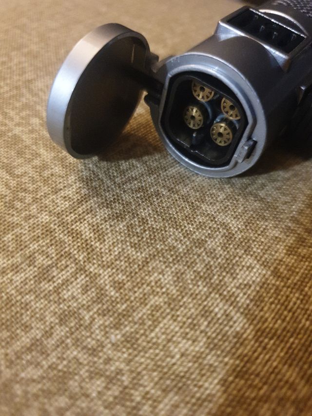 Accendino accendisigari a 4 fornelli