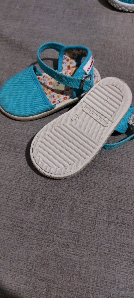 Pack de 2 pares sandalias número 20