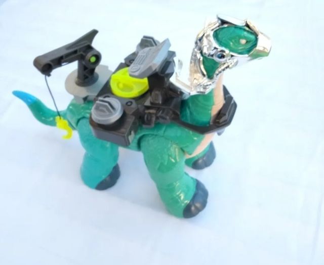 Dinosaurio juguete brontosaurio