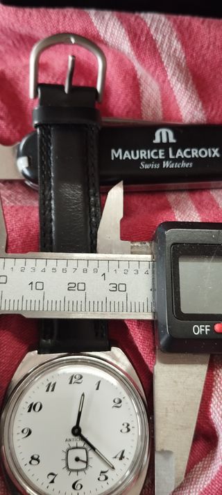 Reloj vintage mecánico 