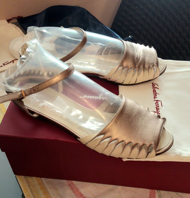 Sandali ballerine Ferragamo
