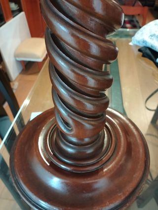 Pie de mesa madera, columna salomonica
