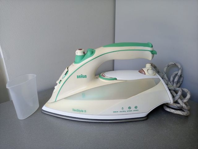 Plancha de Vapor Braun, TexStyle 5, 2000W