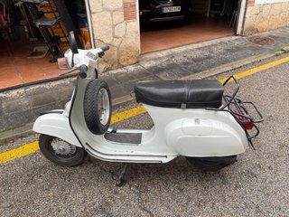 Vespa PK 75 Primavera