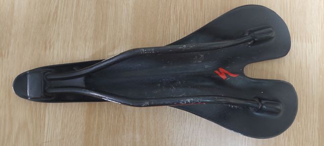 Sillín Specialized Carbono