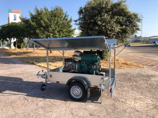 REMOLQUE CAJA CERRADA PORTA GENERADOR